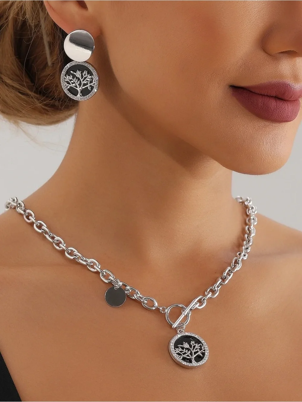 Vintage Style Silver Tree of Life Charm Jewelry Set in Black & Silver - NWOT
